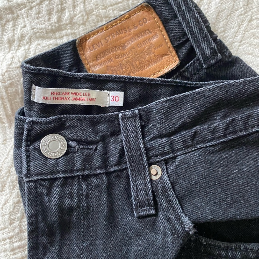 Levi's Women's Black Wide Leg Jeans